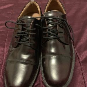 Johnston and Murphy brown dress shoes size 9